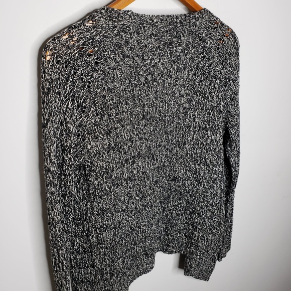 Velvet Graham & Spencer Cardi with Metallic Fibers - Picture 6 of 6